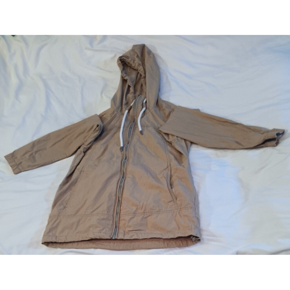 Windbreaker - Picture 2 of 4
